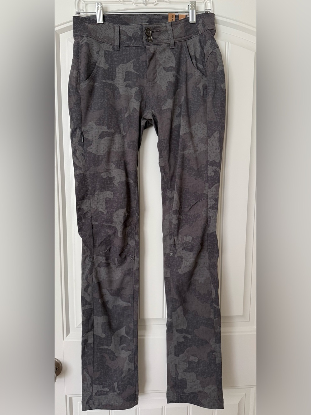 NWT Prana Women’s Halle Straight Pant Stretch Zion Gray Gravel Camo 2 Tall 34”